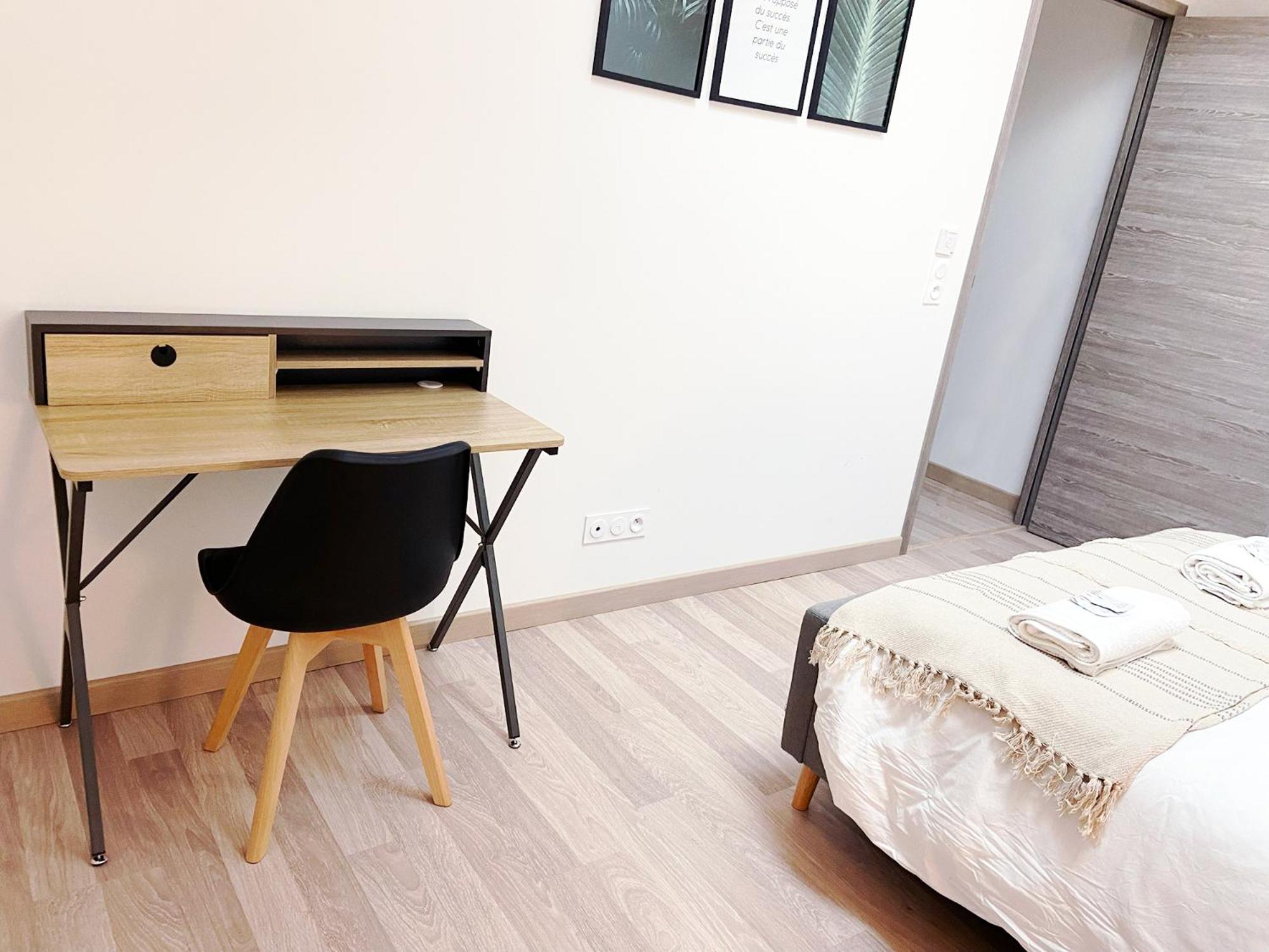 Coeur Des Moissons, Centre Ville Avec Parking Prive Reims Luaran gambar